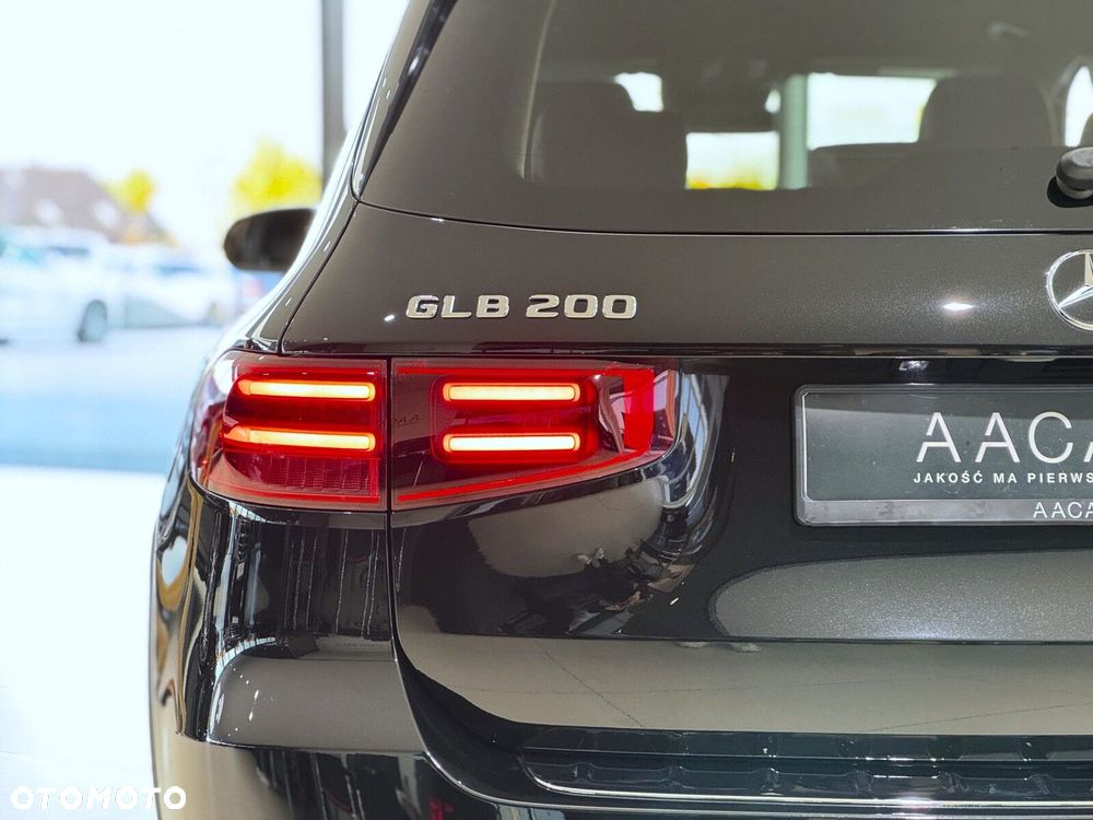 Mercedes-Benz GLB 200 AMG Line 7G-DCT - 39