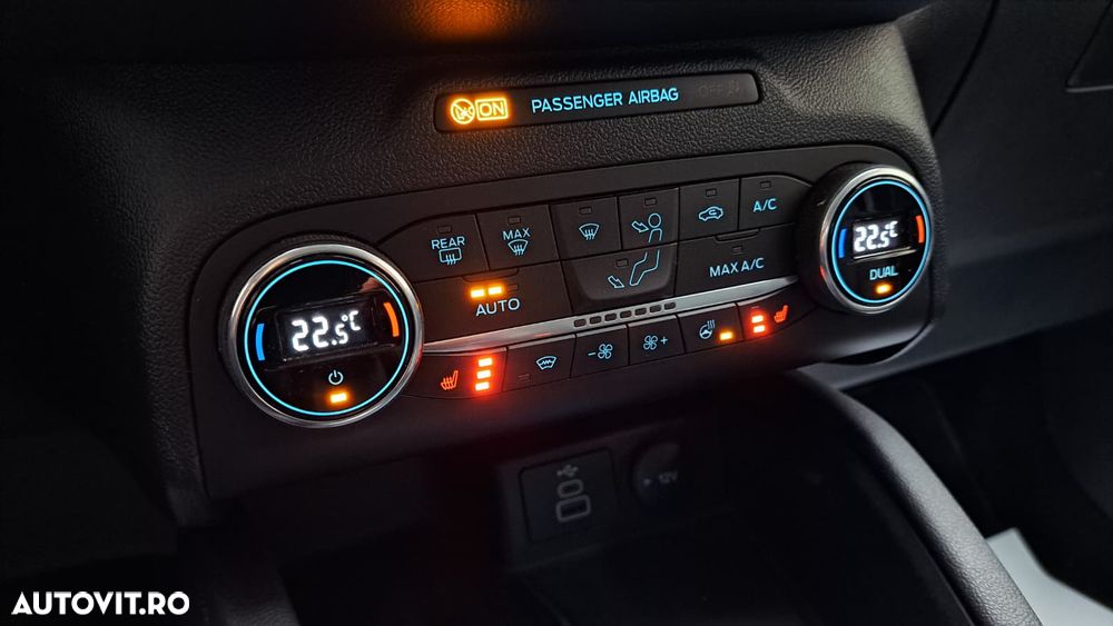 Ford Kuga 2.0 EcoBlue 4x4 Aut. TITANIUM X - 35