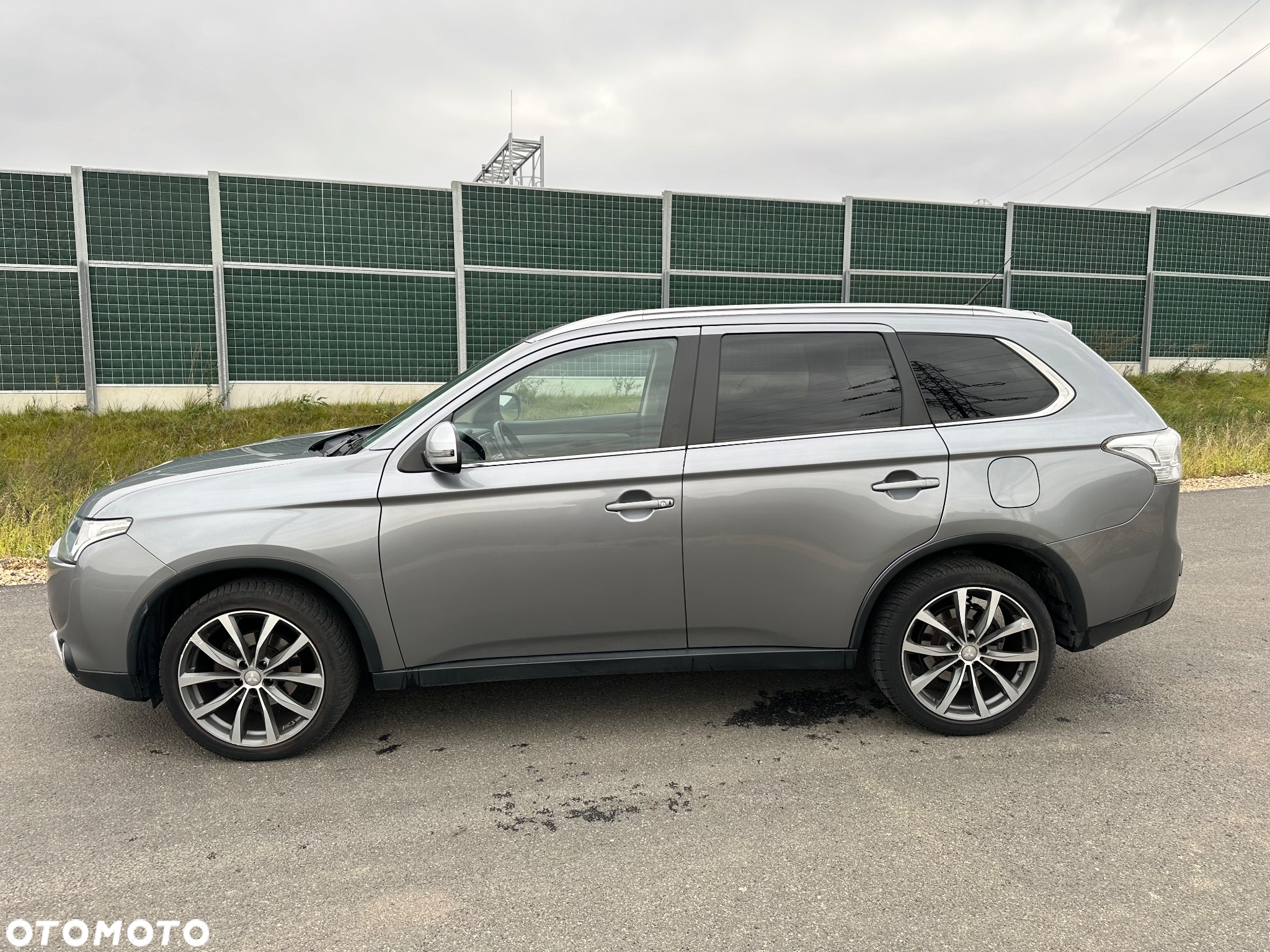 Mitsubishi Outlander 2.2 DI-D 4WD Automatik Instyle - 4