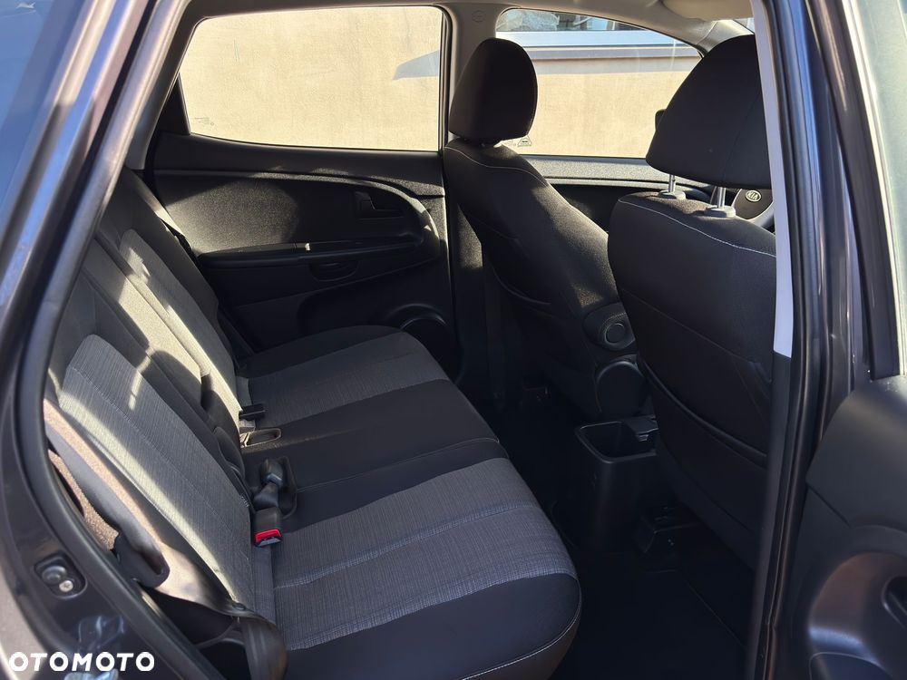 Kia Venga 1.4 CVVT Attract - 18