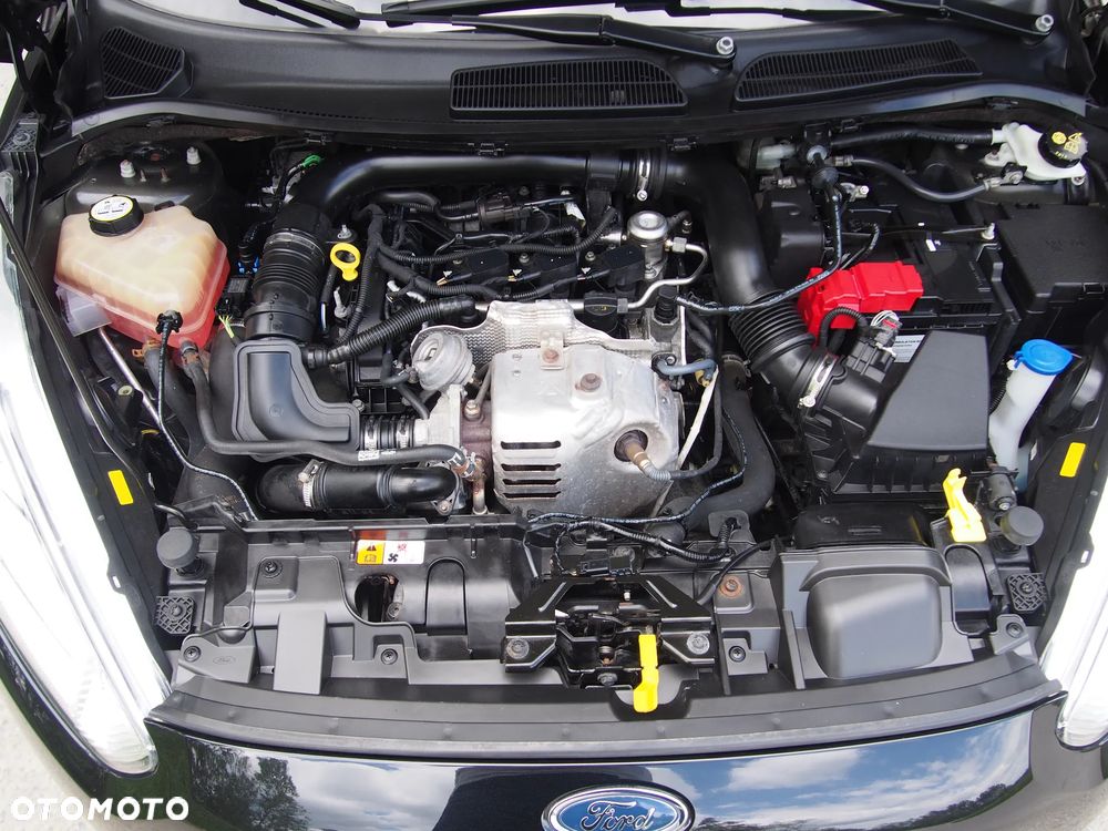 Ford Fiesta 1.0 EcoBoost STart-Stop Titanium - 33