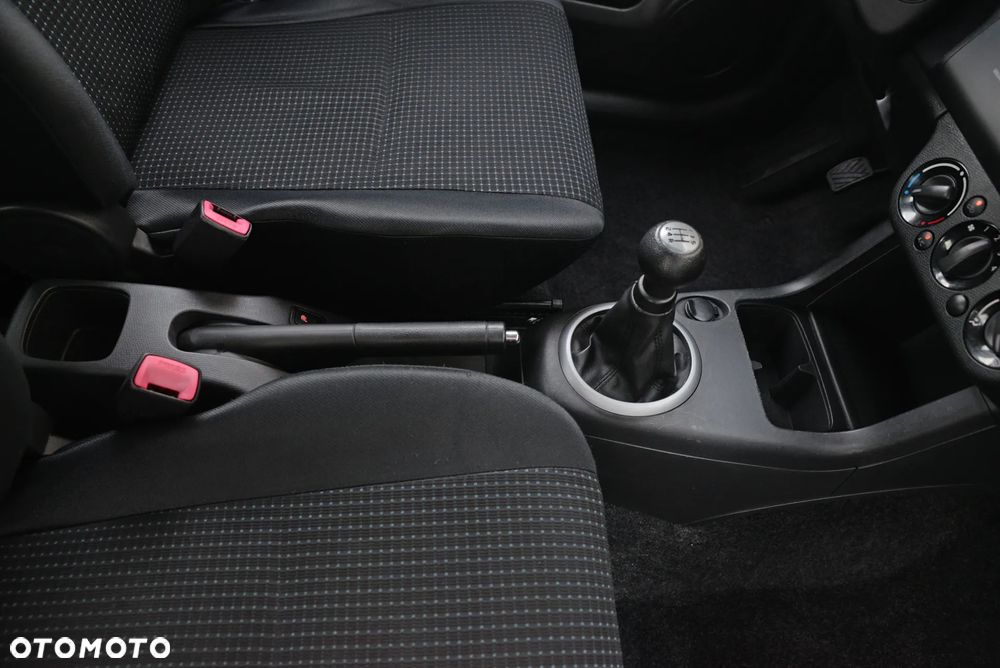 Suzuki Swift 1.3 Comfort+ - 38