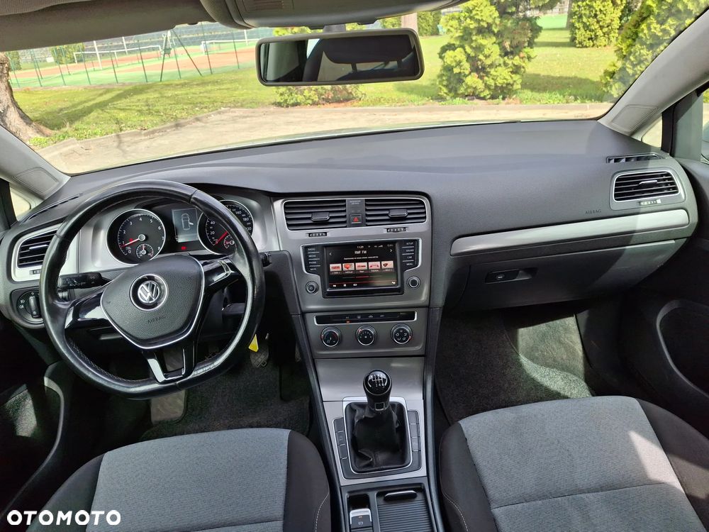 Volkswagen Golf 1.2 TSI BlueMotion Technology Comfortline - 31