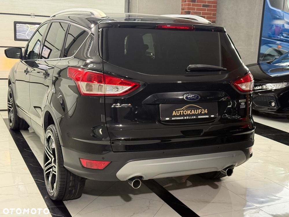 Ford Kuga 1.6 EcoBoost 2x4 Titanium - 7