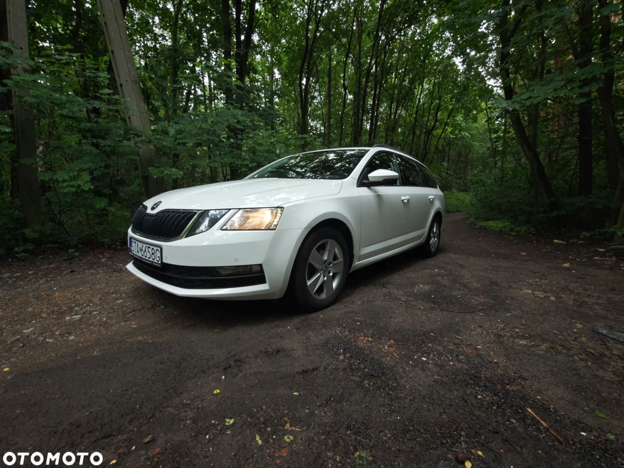 Skoda Octavia 1.6 TDI Ambition - 1