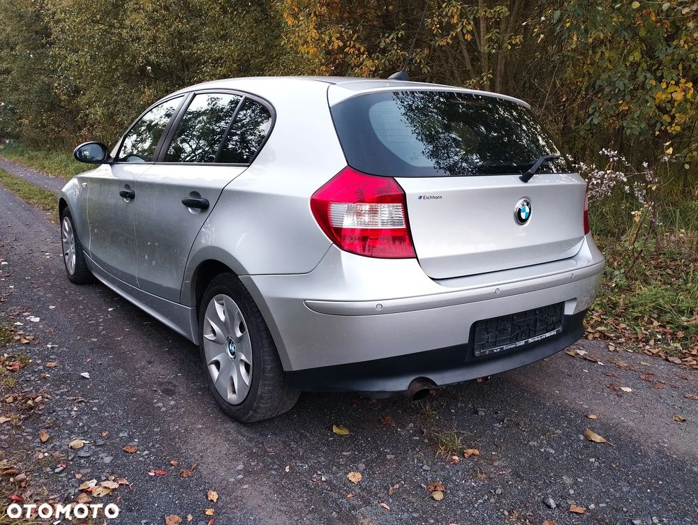 BMW Seria 1 116i - 10