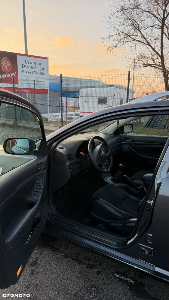 Toyota Avensis 2.0 VVT-i Sol - 9