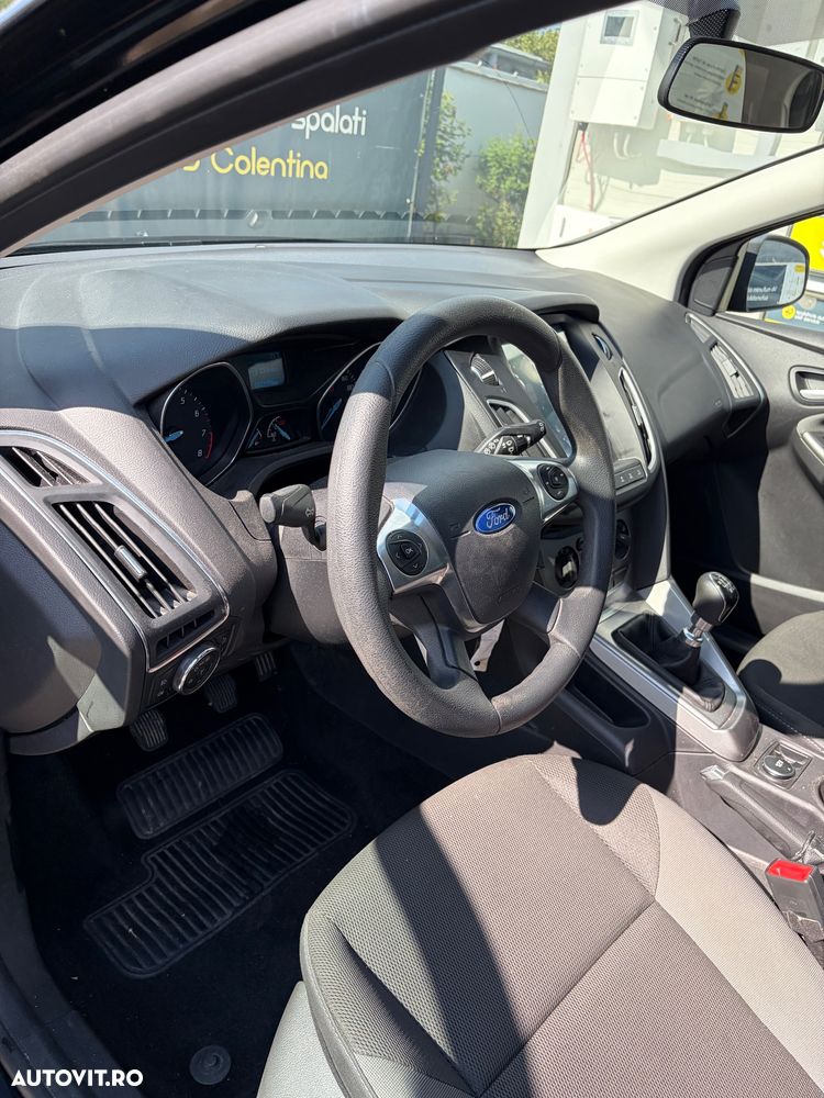 Ford Focus 1.0 EcoBoost Start Stop Sport - 4