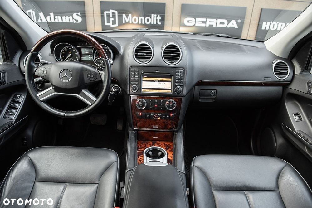Mercedes-Benz GL 450 - 19