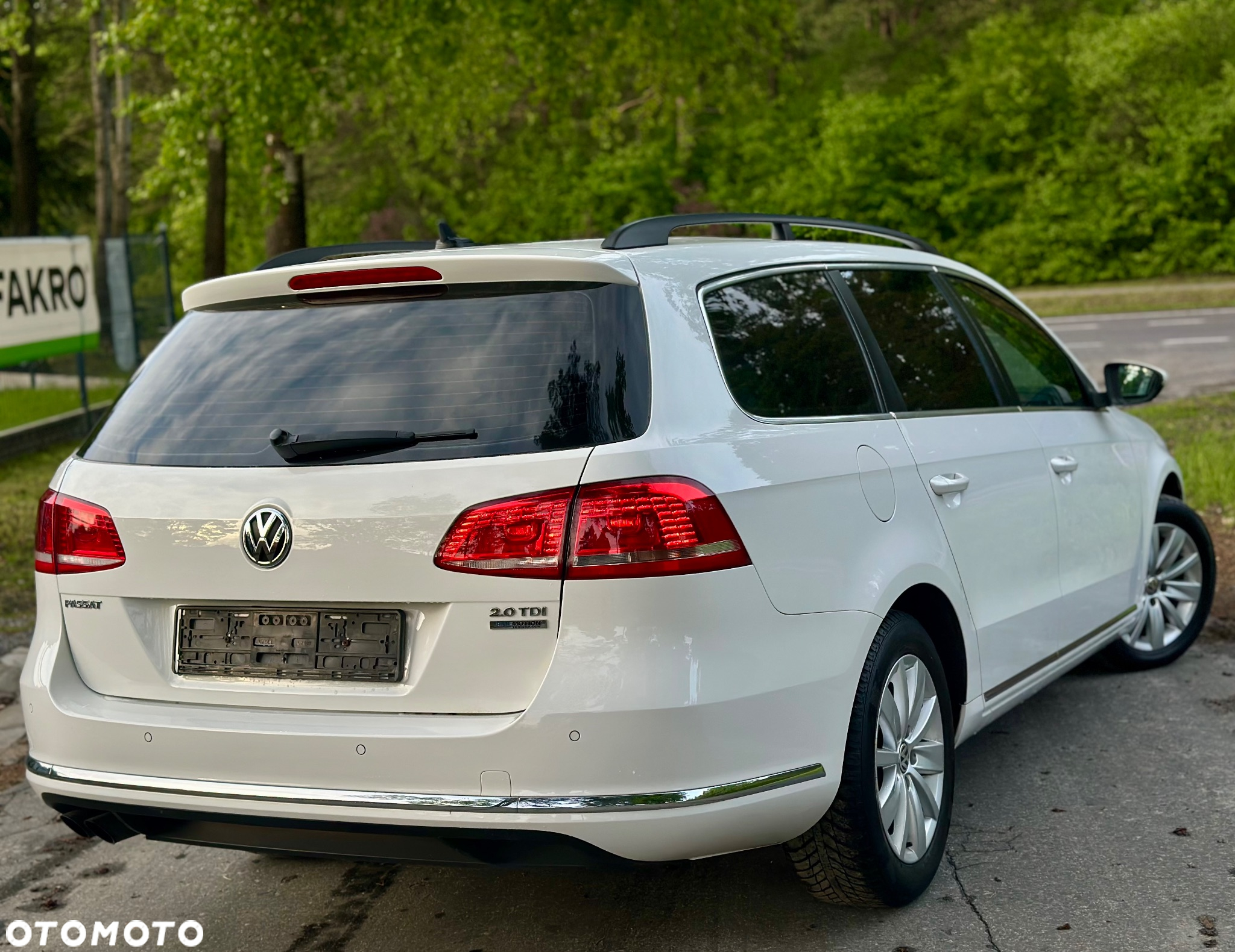Volkswagen Passat 2.0 TDI Highline DSG - 4