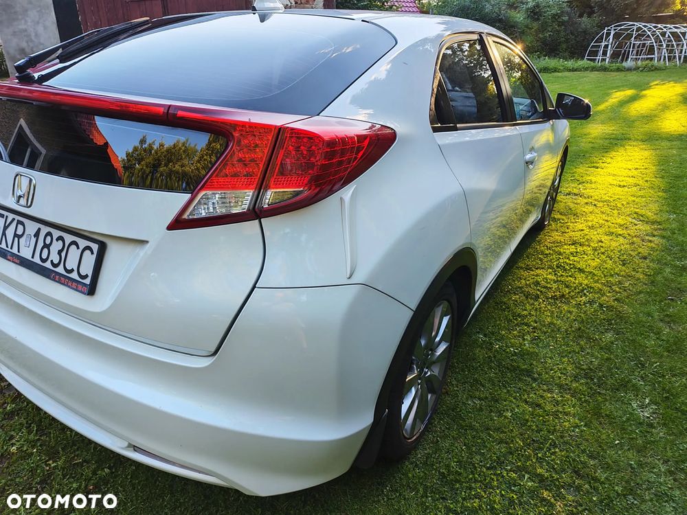 Honda Civic 1.6 i-DTEC Style Edition - 3