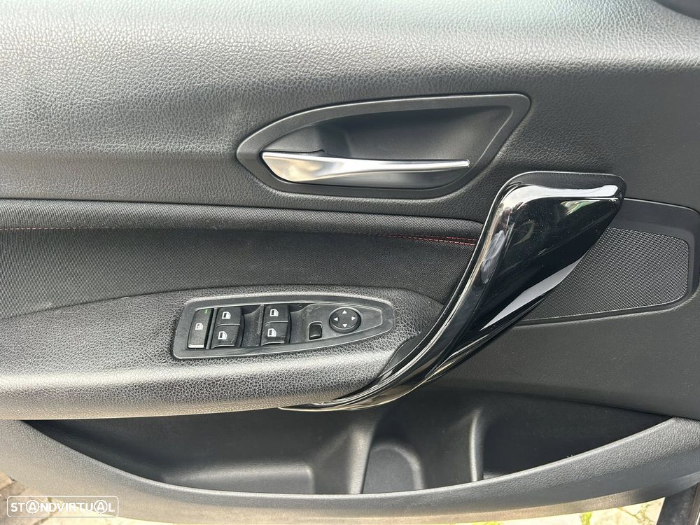 BMW 116 d Sport Line - 18