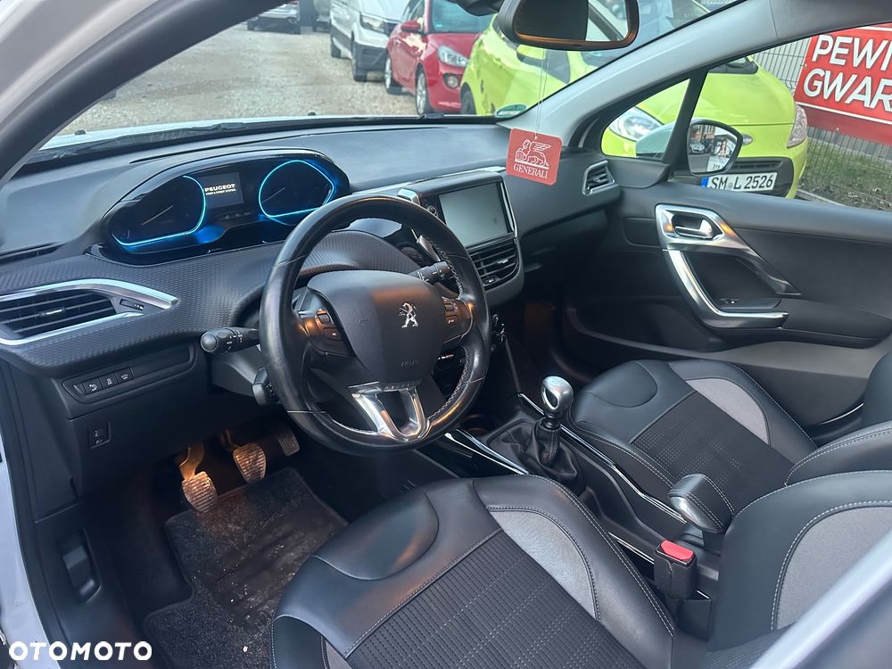 Peugeot 2008 BlueHDi FAP 120 STOP & START Allure - 15