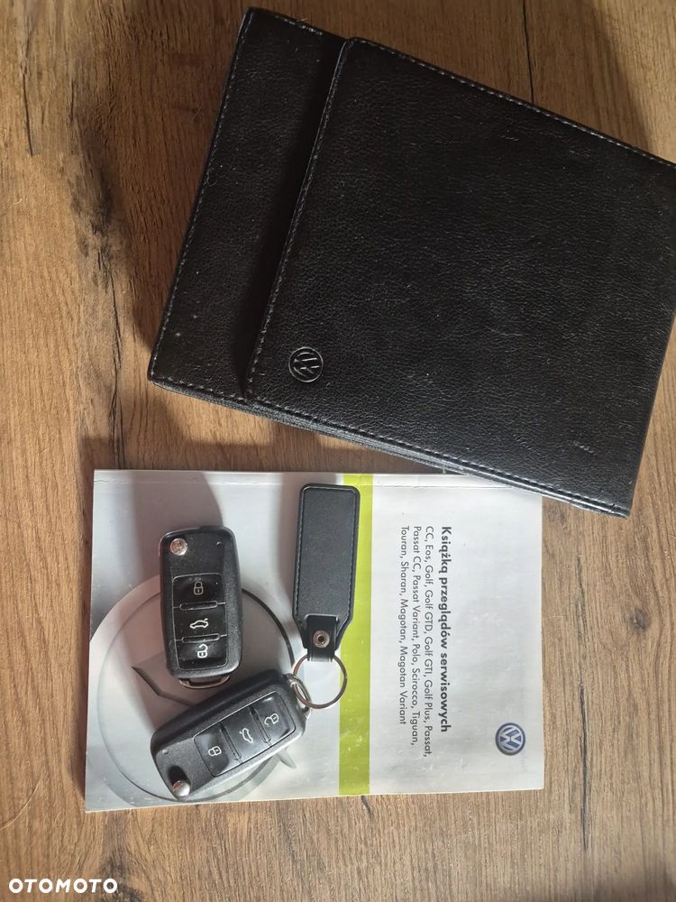 Volkswagen Golf - 13