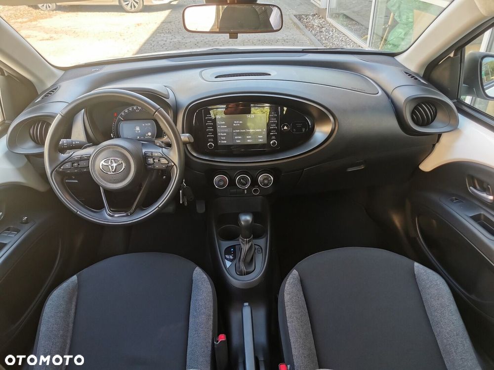 Toyota Aygo X - 8