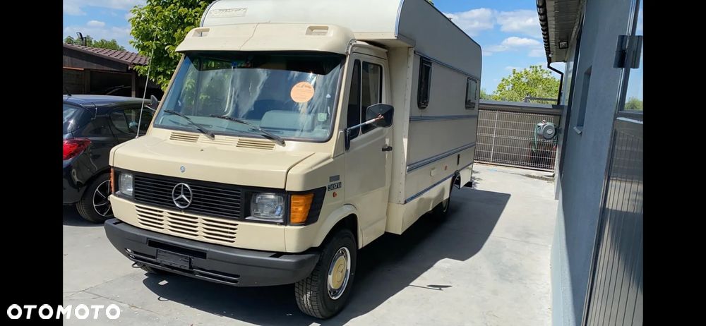 Mercedes-Benz Inny - 1
