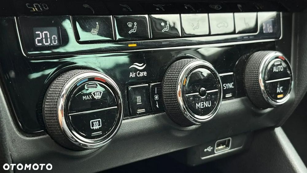 Skoda Octavia Scout 2.0 TDI 4x4 DSG - 27