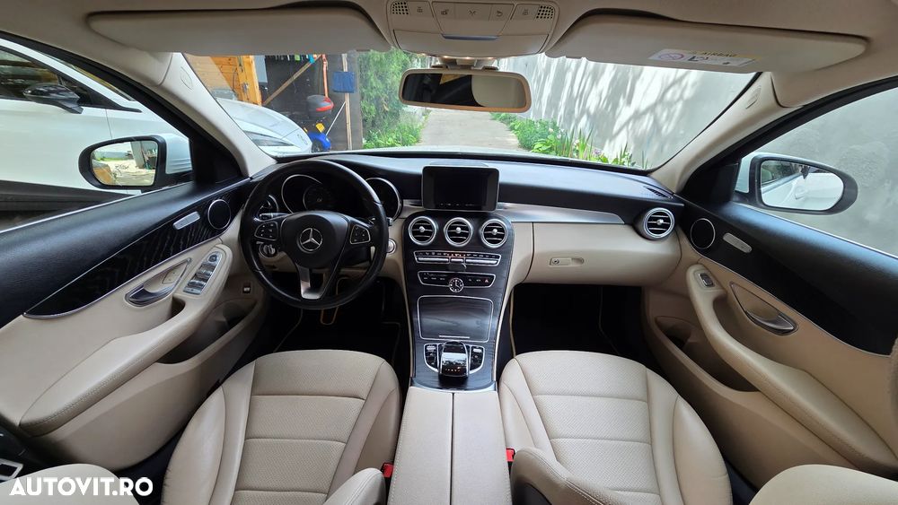 Mercedes-Benz C - 6