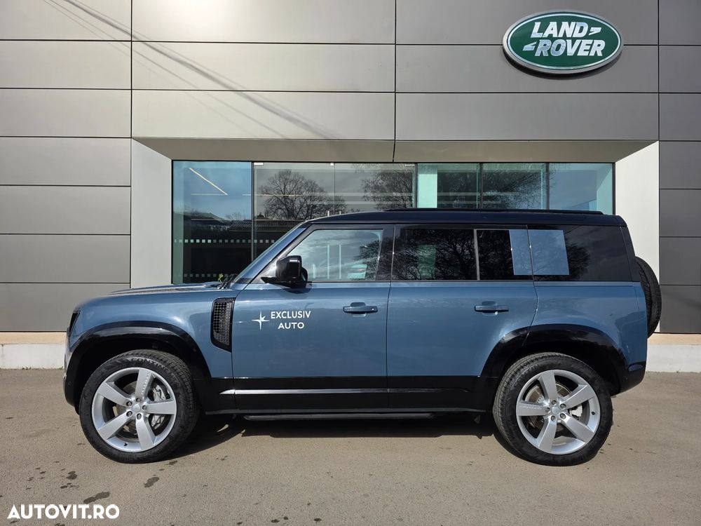 Land Rover Defender - 2