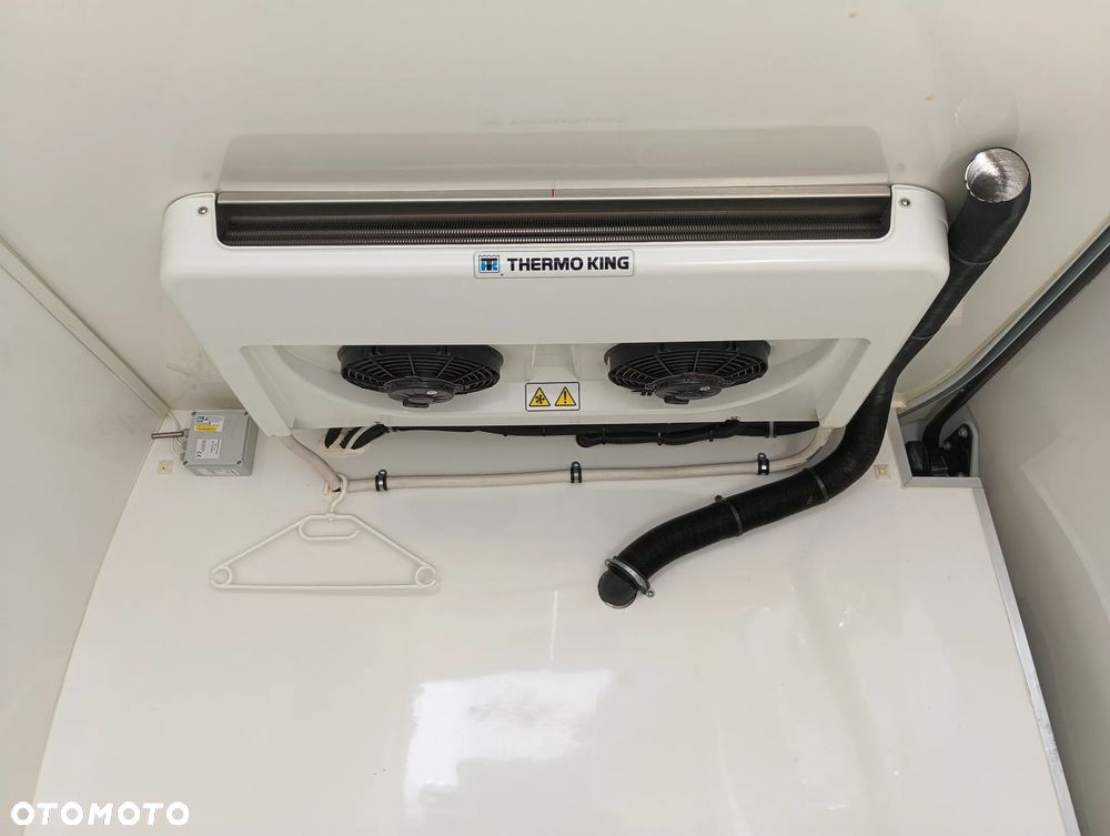 Renault Master L3H2 Chlodnia THERMO-KING - 8
