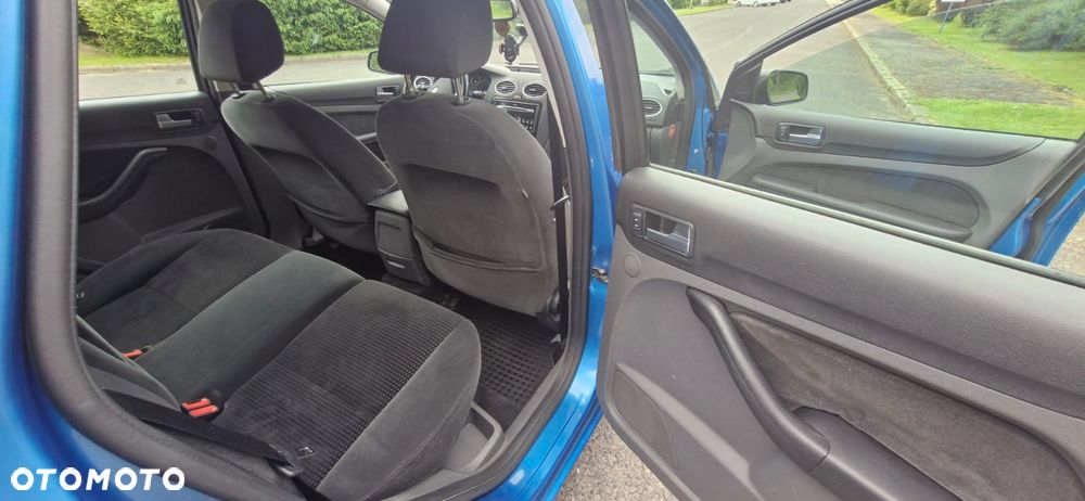 Ford Focus 1.6 TDCi Ambiente - 3