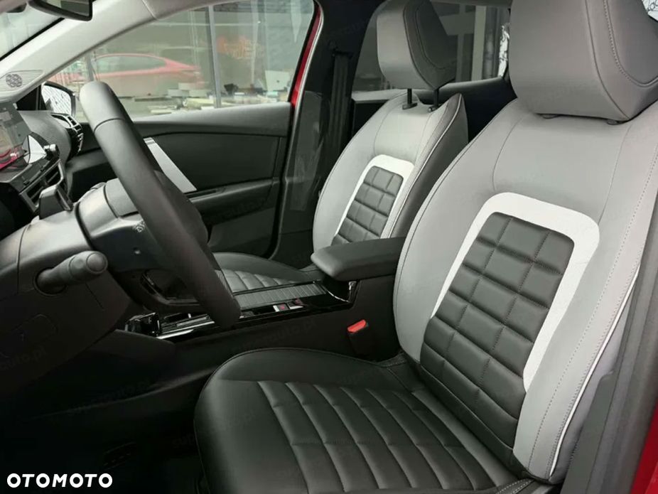 Citroën C4 1.2 mHEV Max eDCT6 - 6