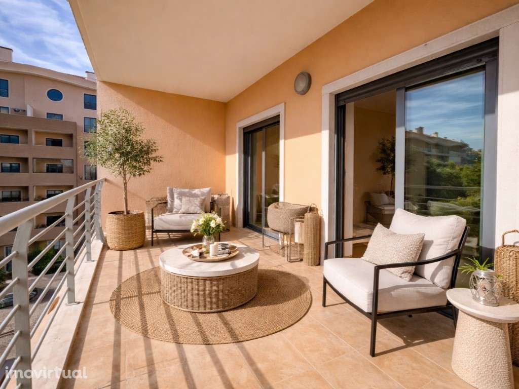 T2 com Suíte, 3 Varandas e Garagem | Vila Chã - Grande imagem: 2/29