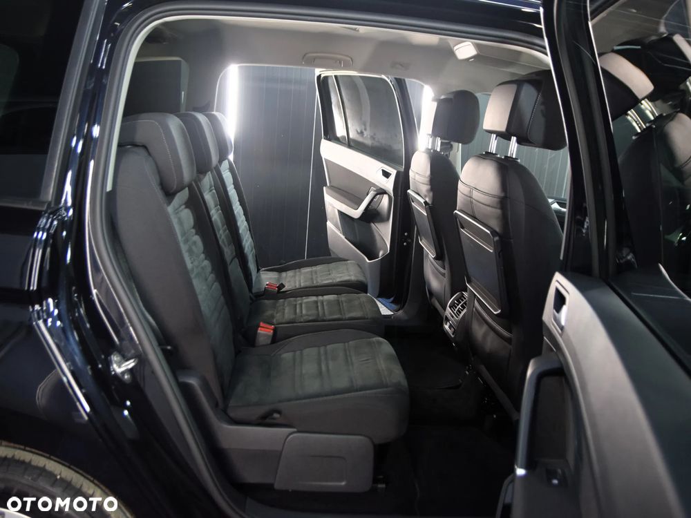 Volkswagen Touran 2.0 TDI SCR DSG Comfortline - 12