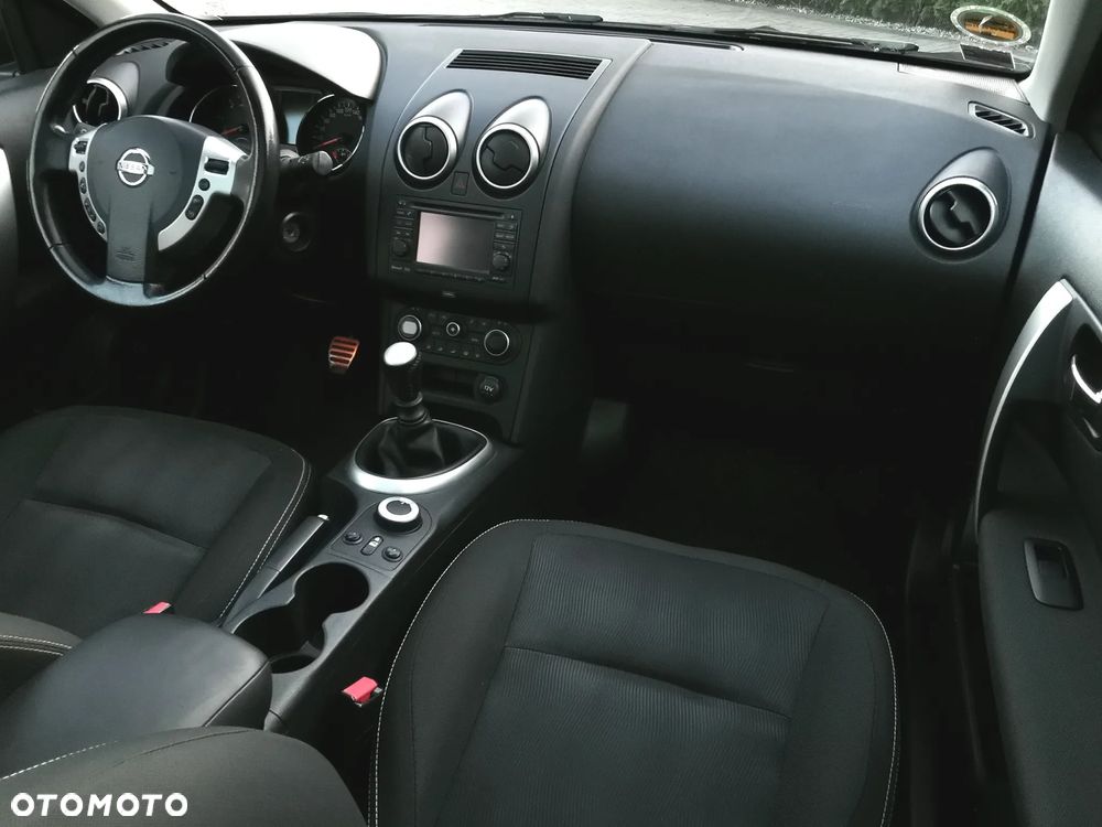 Nissan Qashqai 1.6 dCi 4x4 360 S&S - 25