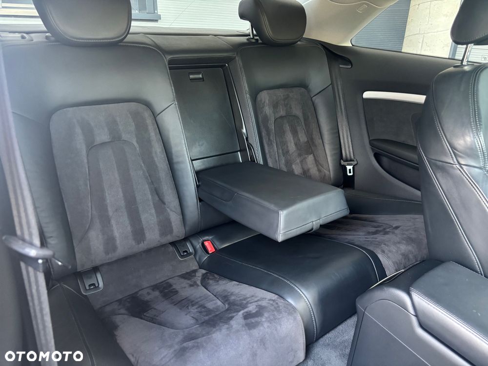 Audi A5 Coupé 2.0 TDI DPF (clean diesel) quattro S tronic - 36