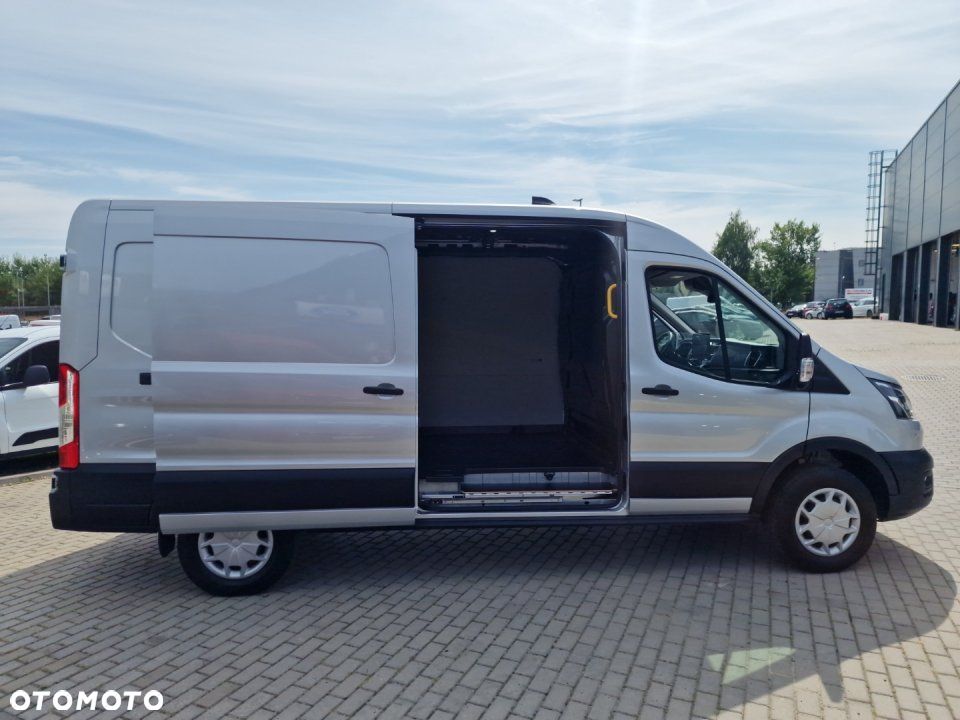 Ford E-Transit - 6