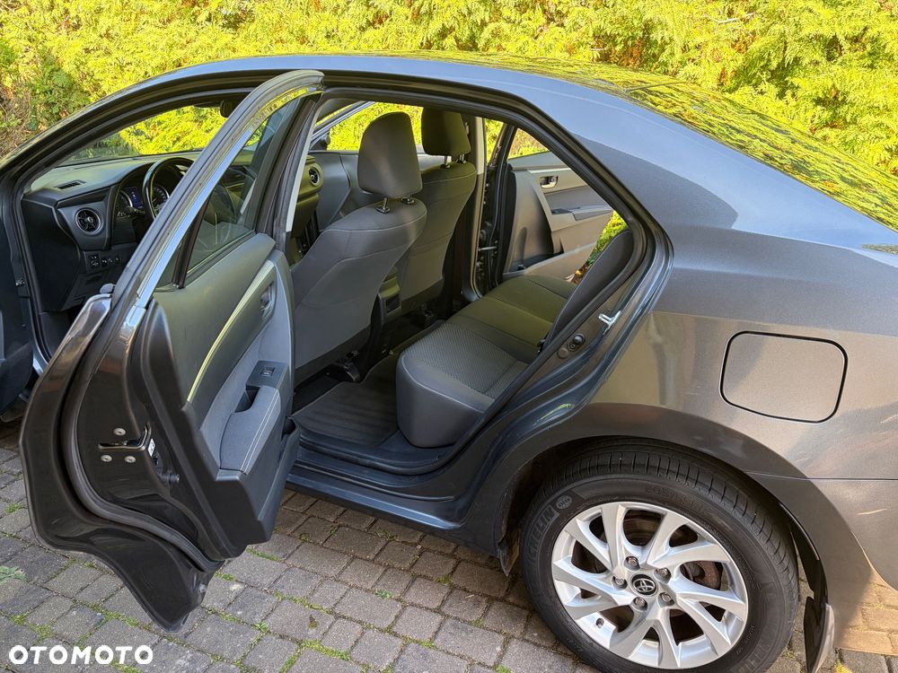 Toyota Corolla 1.6 Active - 8