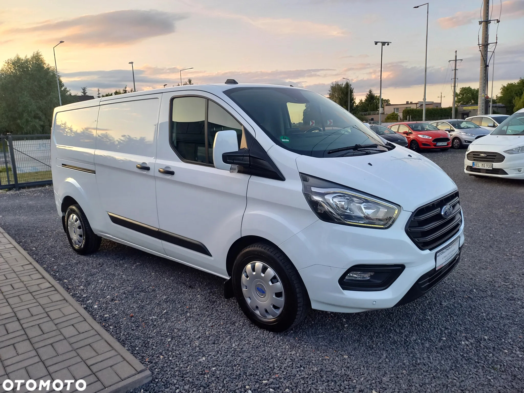 Ford Transit Custom - 12