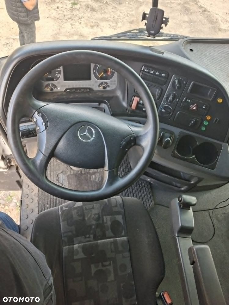 Mercedes-Benz 2541 - 5