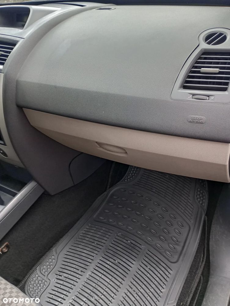 Renault Megane 1.4 Confort Authentique - 6