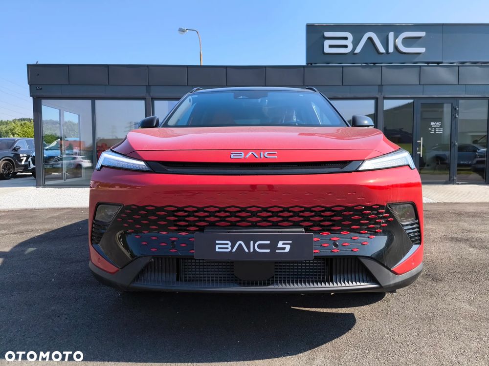 BAIC 5 - 5