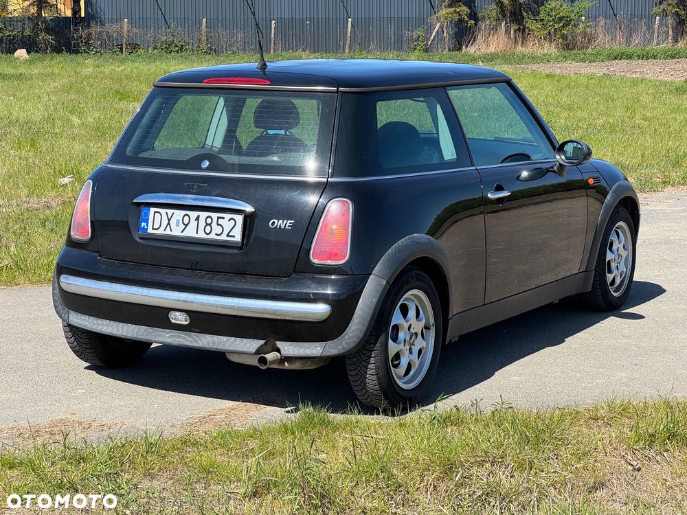 MINI ONE Standard - 6