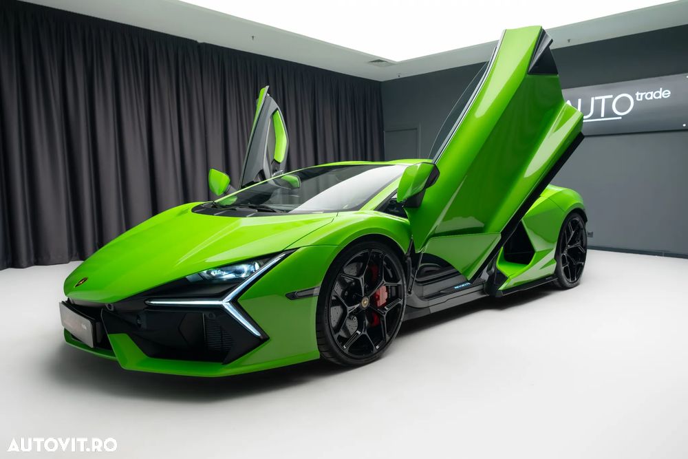Lamborghini Revuelto - 5