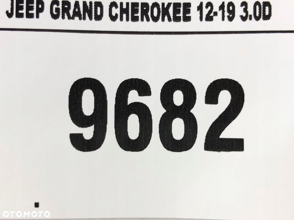 grand cherokee wk2 klapa tył pokrywa bagażnika - 15