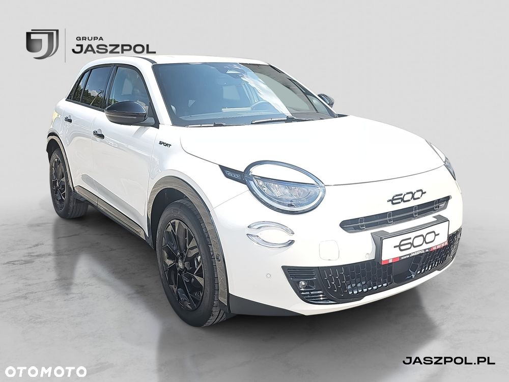 Fiat 600 1.2 Turbo Sport eDCT - 3