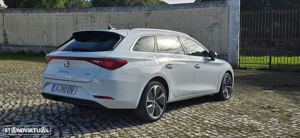 SEAT Leon 1.4 e-Hybrid Xcellence DSG - 3