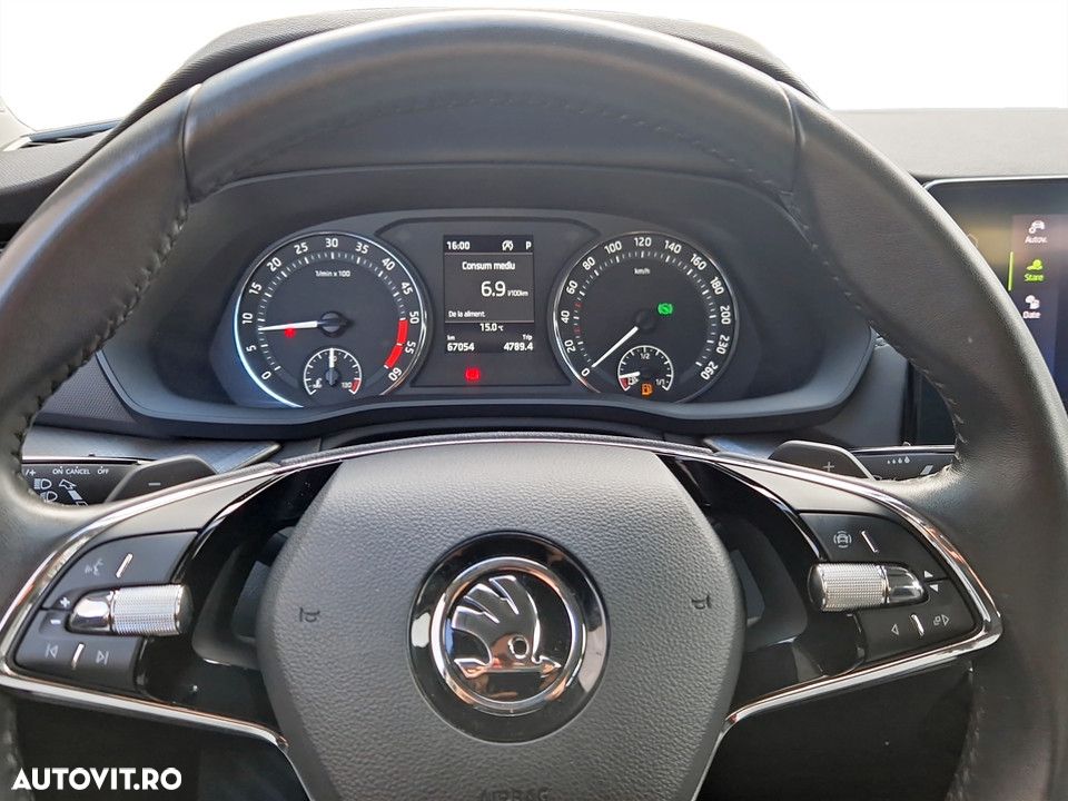 Skoda Octavia 2.0 TDI DSG Ambition - 19