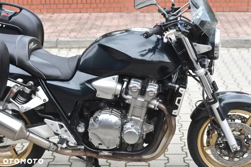 Honda CB - 9
