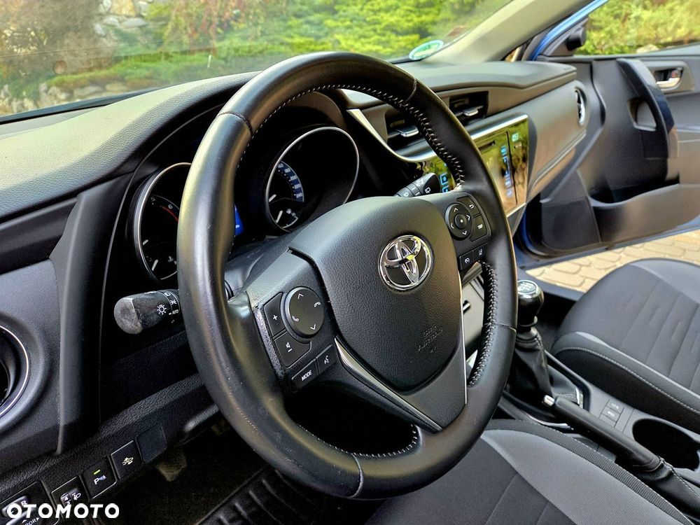 Toyota Corolla - 9