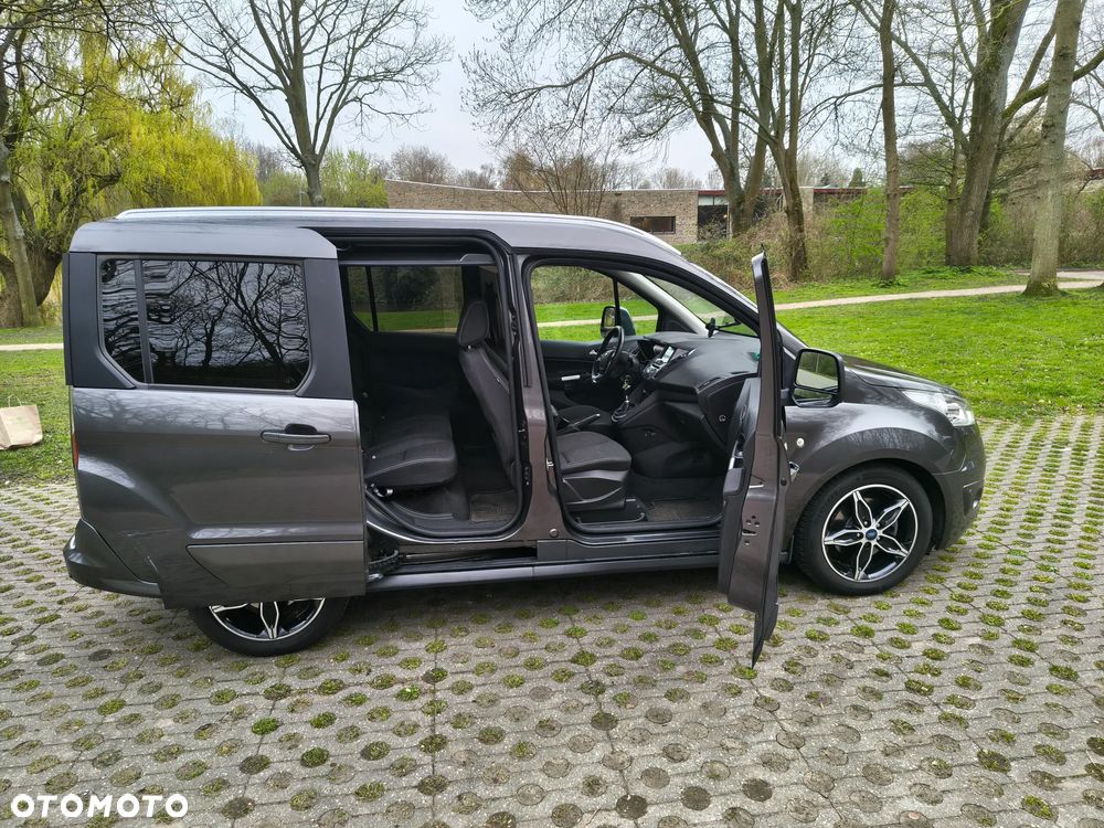 Ford Tourneo Connect - 10