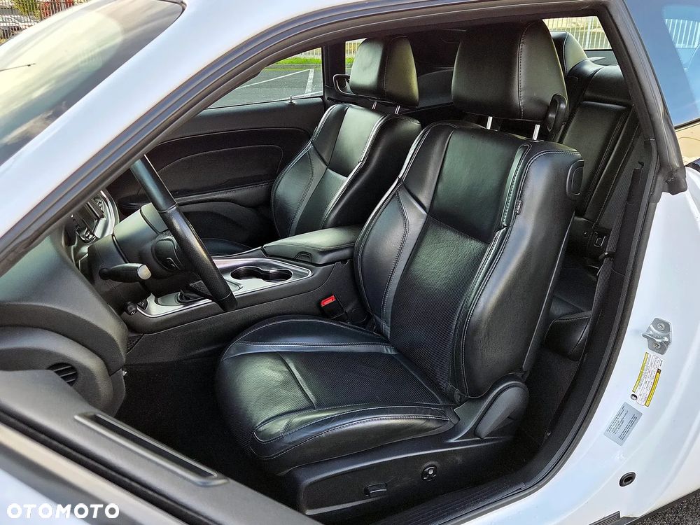 Dodge Challenger Automatik SXT Plus - 18