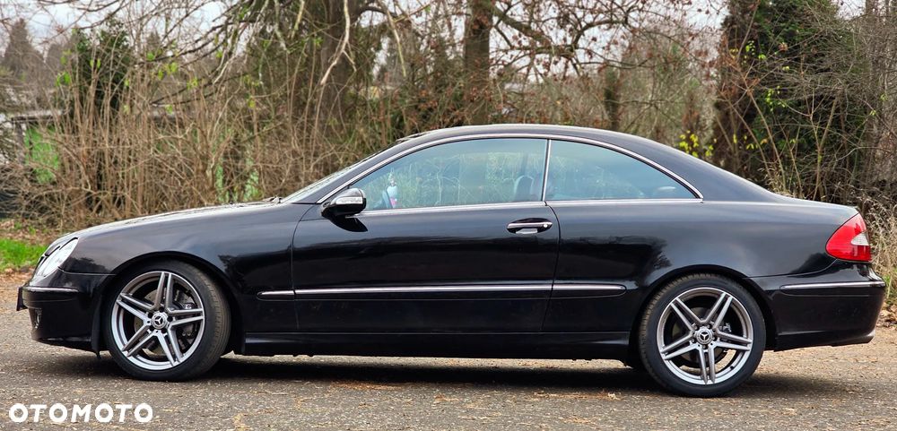 Mercedes-Benz CLK - 6