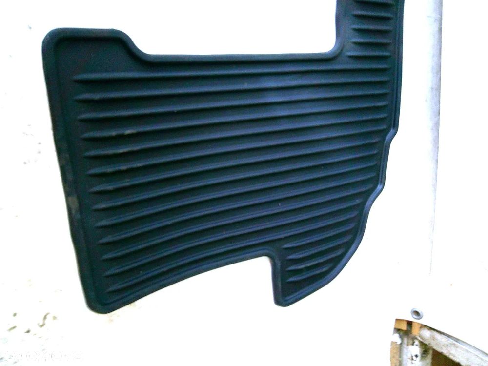 toyota highlander komplet 3 rzędy dywaniki przód nowe oryginał gumowe - 14