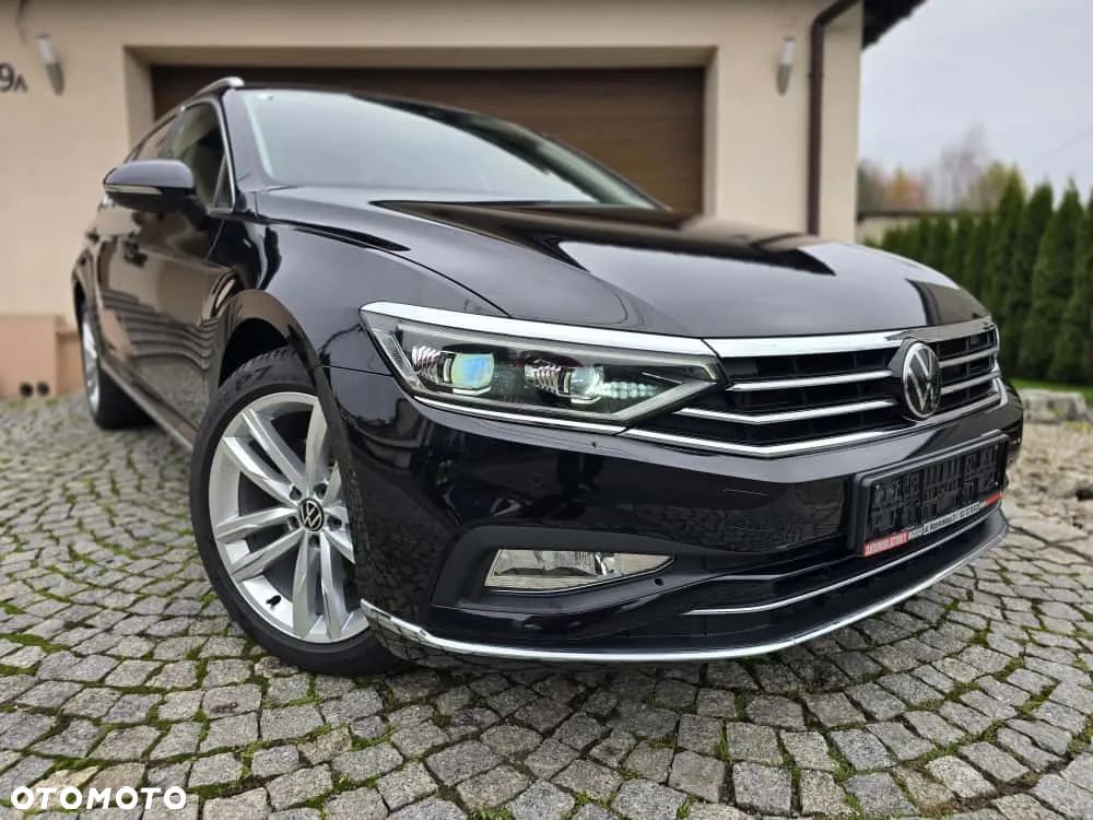 Volkswagen Passat 2.0 TDI SCR Elegance DSG - 1