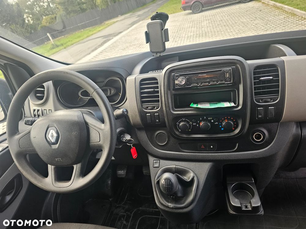 Renault Trafic - 8